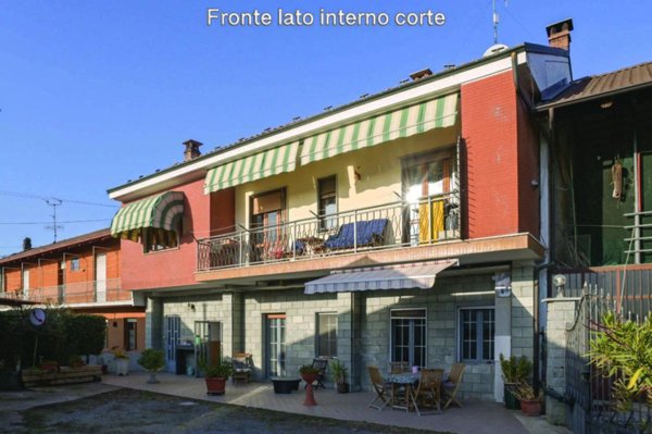 casa indipendente in vendita a Bra