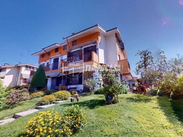 casa indipendente in vendita a Bra