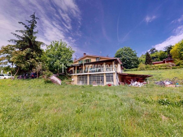 casa indipendente in vendita a Bra