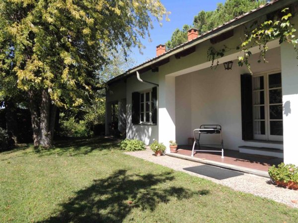 casa indipendente in vendita a Bra in zona San Michele