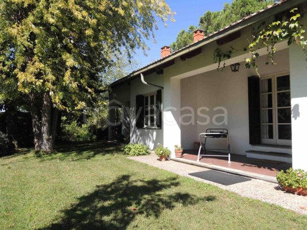 casa indipendente in vendita a Bra in zona San Michele