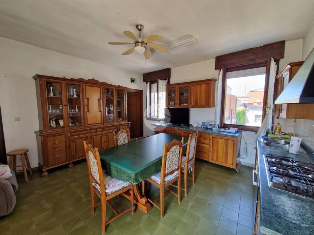 casa indipendente in vendita a Bra
