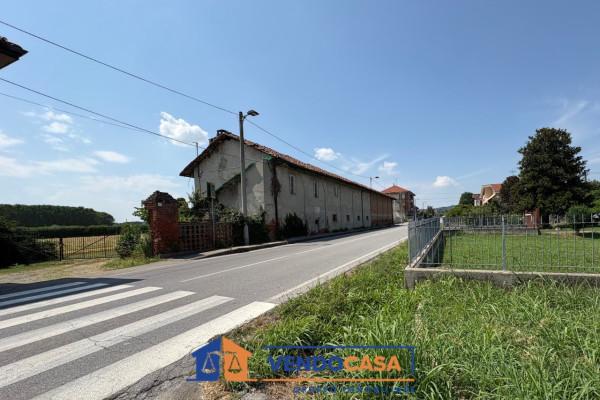 appartamento in vendita a Bra in zona Pollenzo