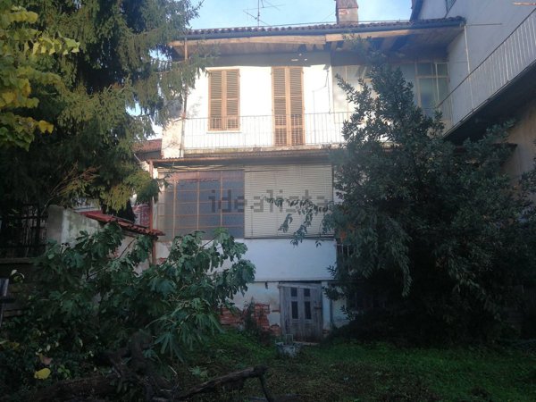 casa indipendente in vendita a Bra