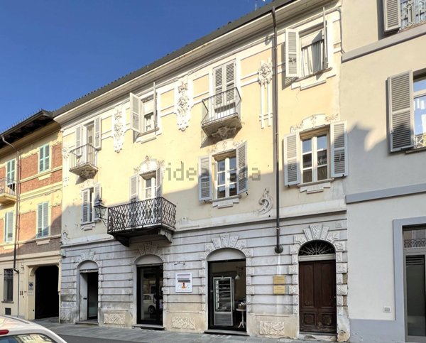 locale di sgombero in vendita a Bra