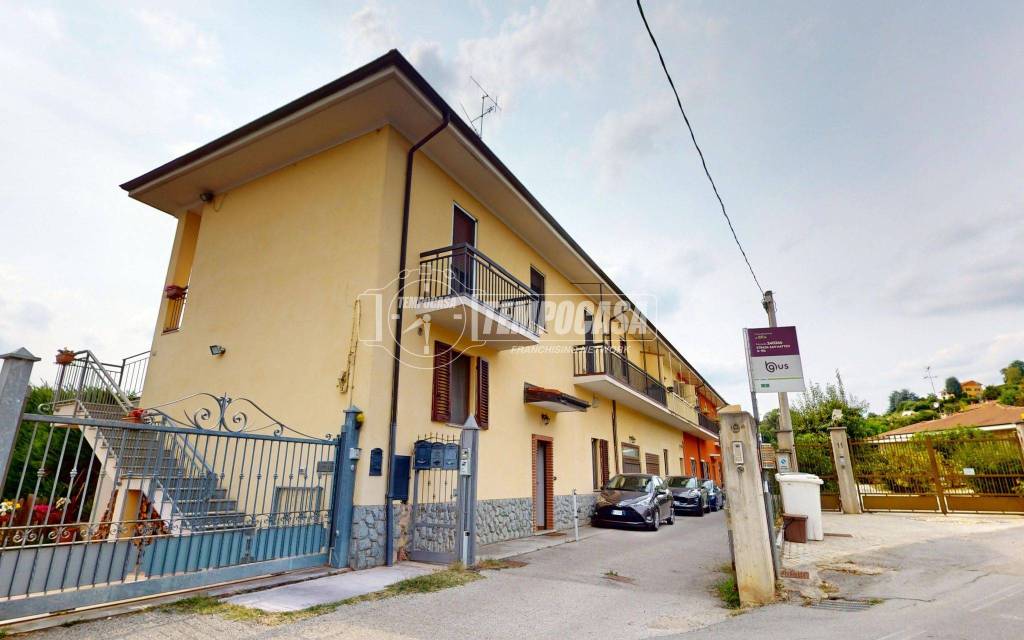 appartamento in vendita a Bra in zona San Matteo