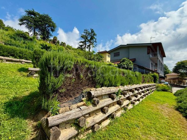 casa indipendente in vendita a Bra