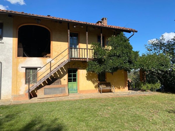 casa indipendente in vendita a Bra