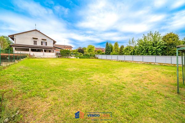 negozio in vendita a Bra in zona San Michele