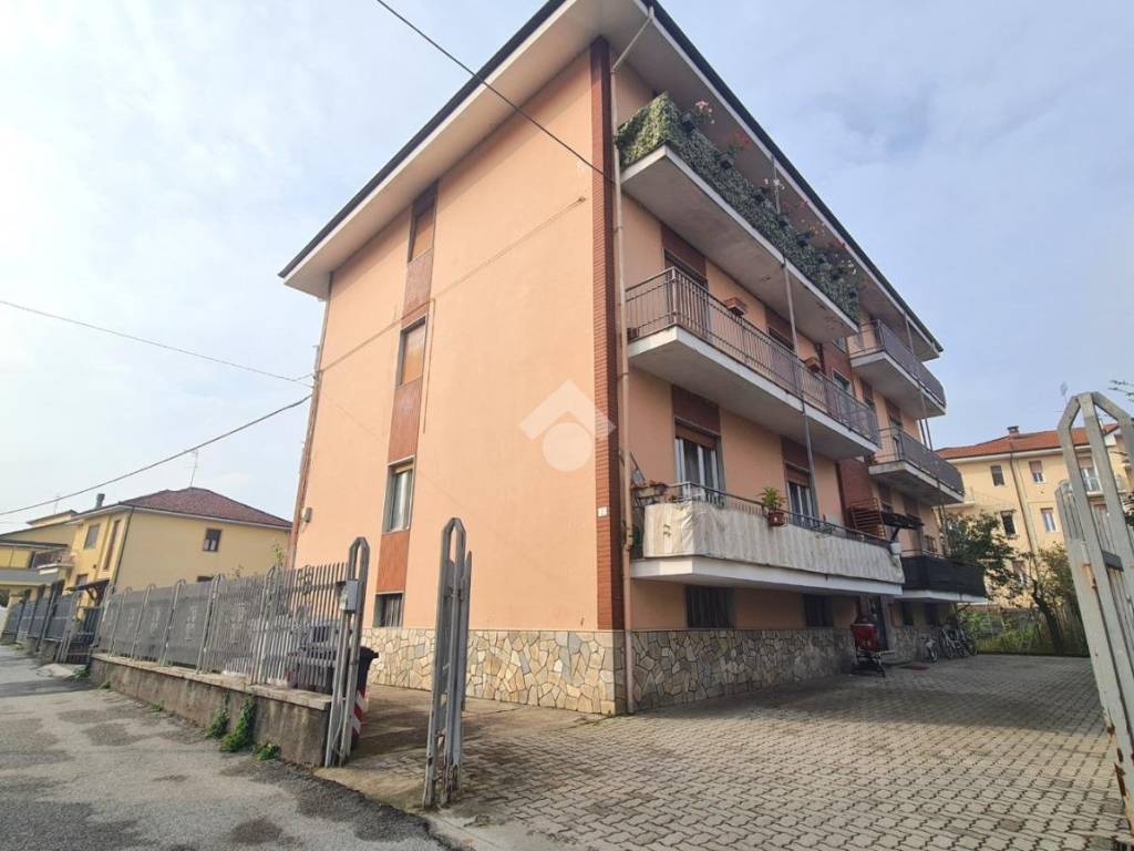 appartamento in vendita a Bra