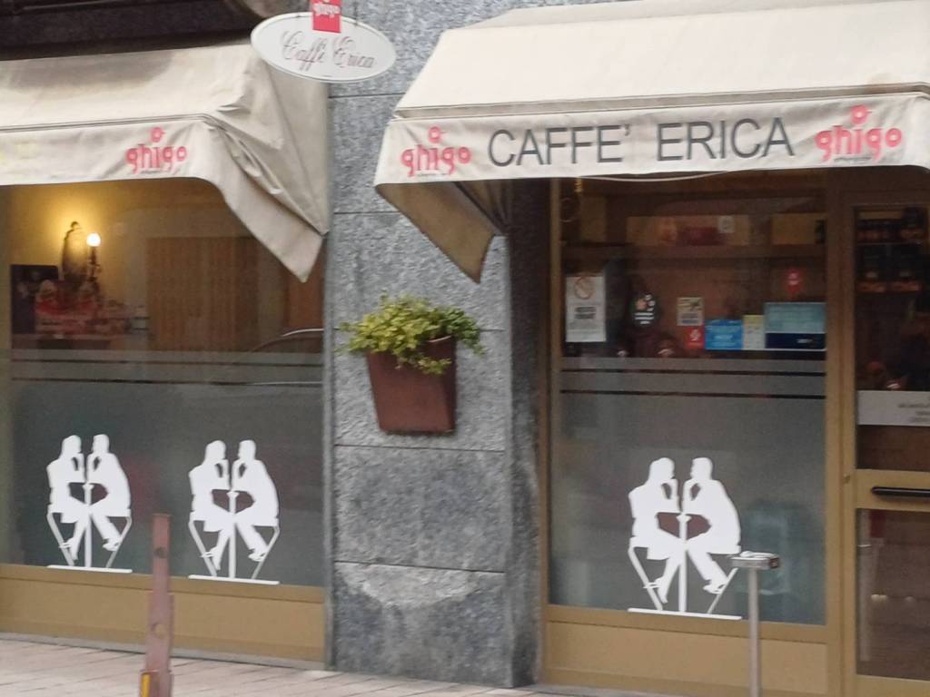 negozio in vendita a Bra