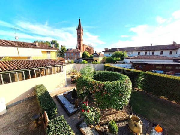 casa indipendente in vendita a Bra in zona Pollenzo