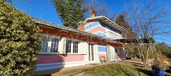 casa indipendente in vendita a Bra