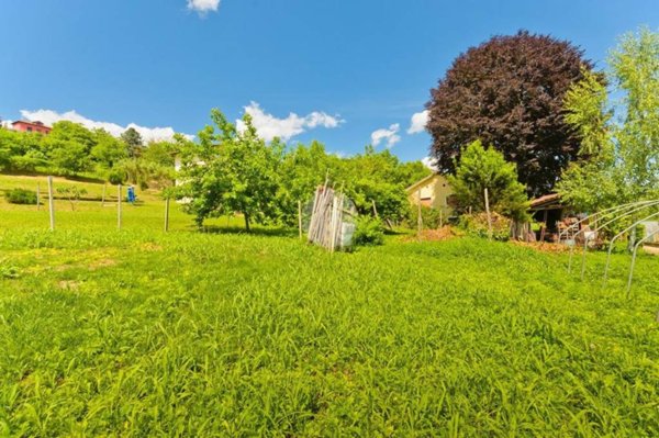 terreno edificabile in vendita a Bra