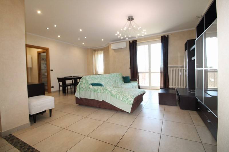 appartamento in vendita a Bra in zona Piumati