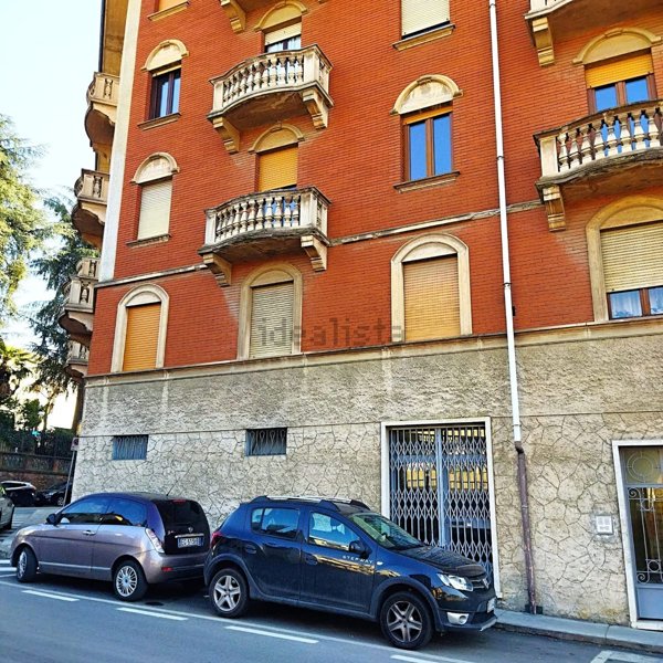 ufficio in vendita a Bra