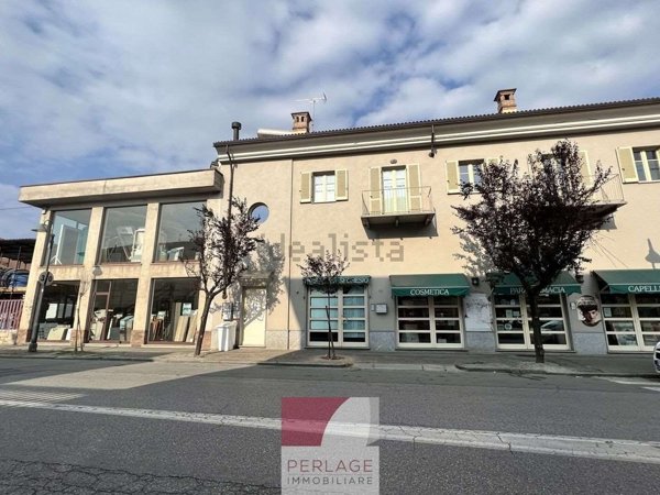 locale commerciale in vendita a Bra