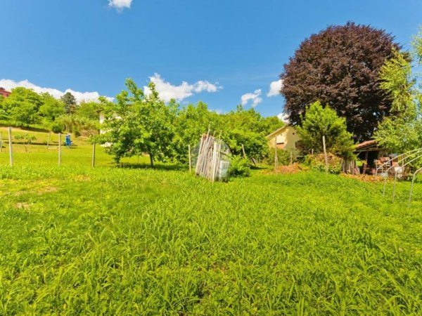 casa indipendente in vendita a Bra