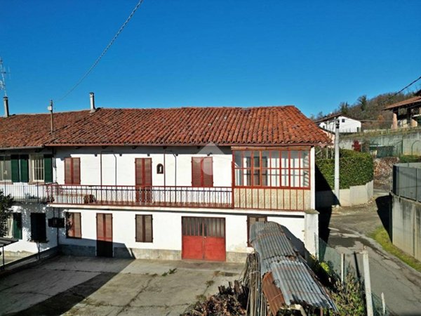 casa semindipendente in vendita a Bra in zona Bandito