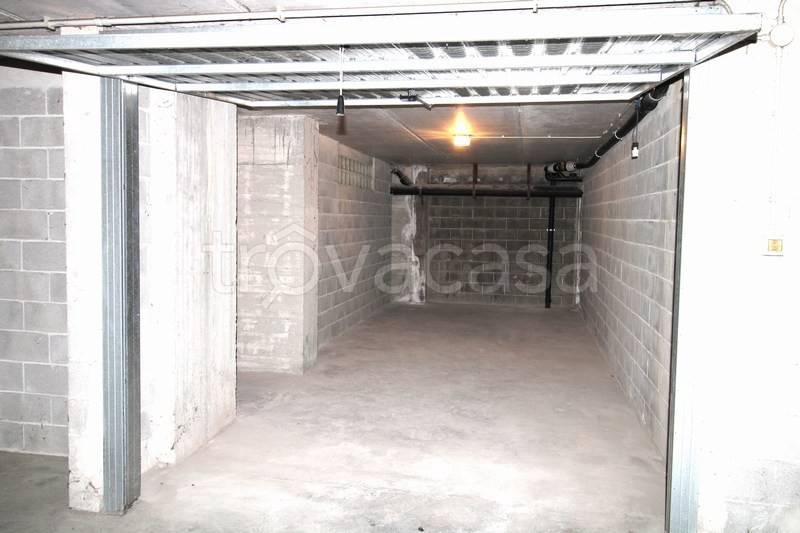 locale di sgombero in vendita a Bra