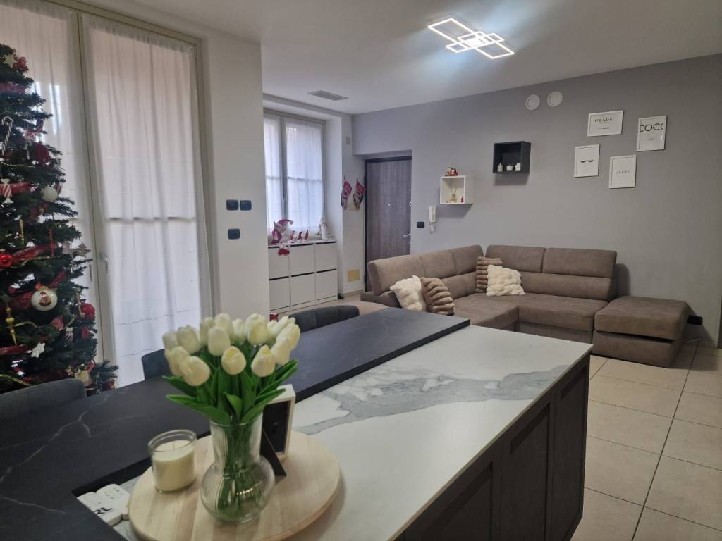 appartamento in vendita a Bra in zona San Matteo