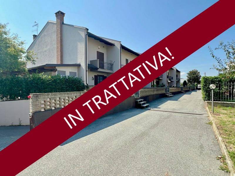 casa indipendente in vendita a Bra