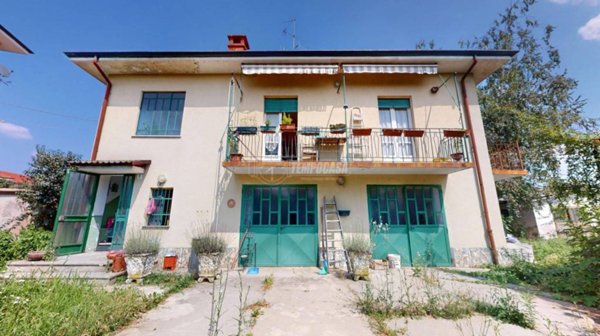 casa indipendente in vendita a Bra