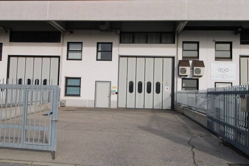 locale commerciale in vendita a Bra