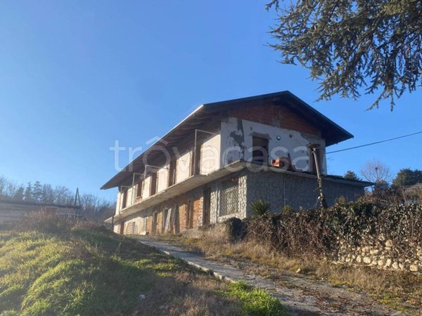casa indipendente in vendita a Bra