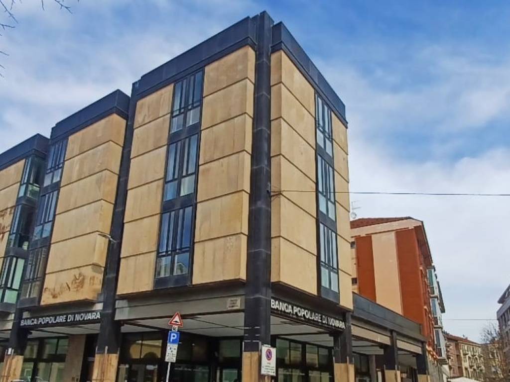 ufficio in vendita a Bra