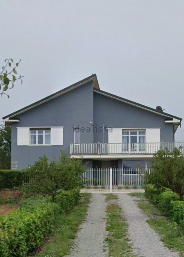 casa indipendente in vendita a Bra