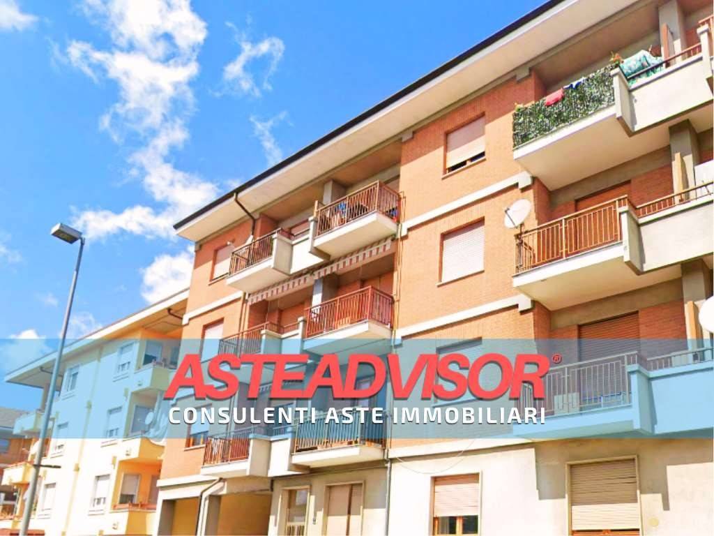 appartamento in vendita a Bra in zona Piumati