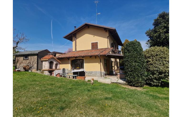 casa indipendente in vendita a Bra