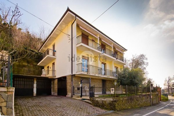 appartamento in vendita a Bra in zona San Michele