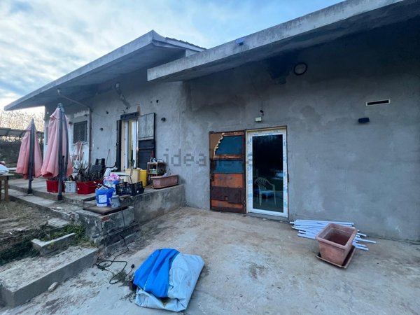 casa indipendente in vendita a Bra