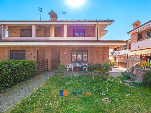 casa indipendente in vendita a Bra