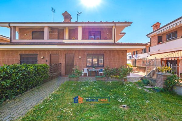 casa indipendente in vendita a Bra