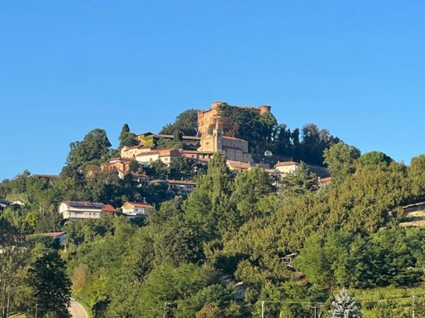 negozio in vendita a Bra