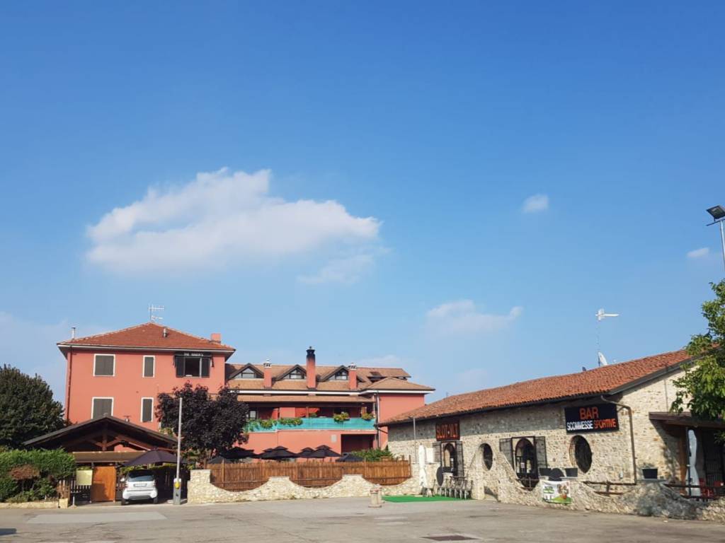 negozio in vendita a Bra