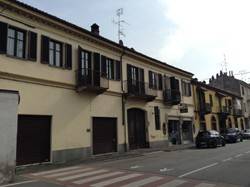 negozio in vendita a Bra