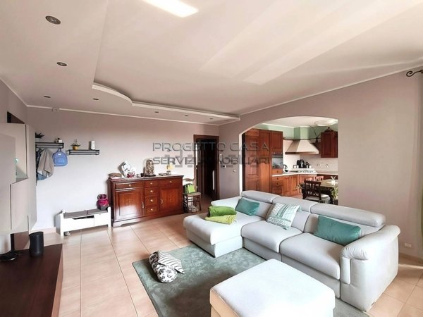 appartamento in vendita a Bra in zona Bandito