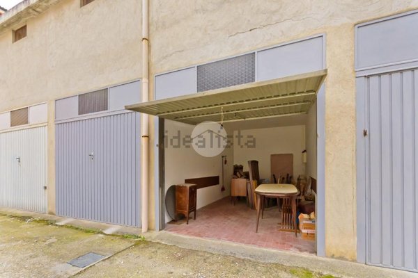 locale di sgombero in vendita a Bra