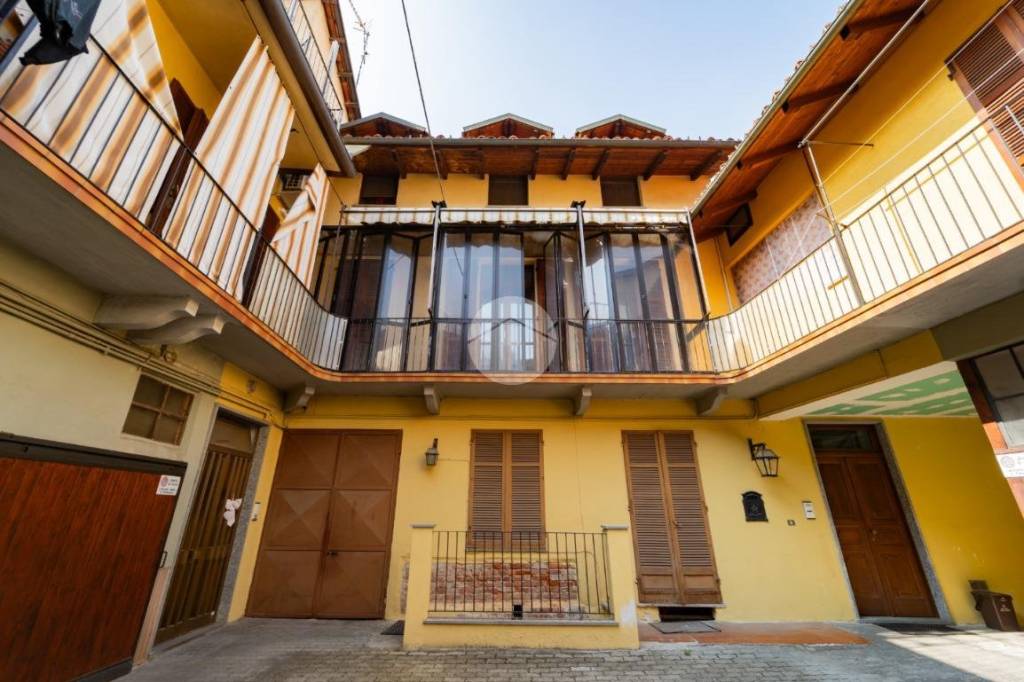 appartamento in vendita a Bra in zona Pollenzo