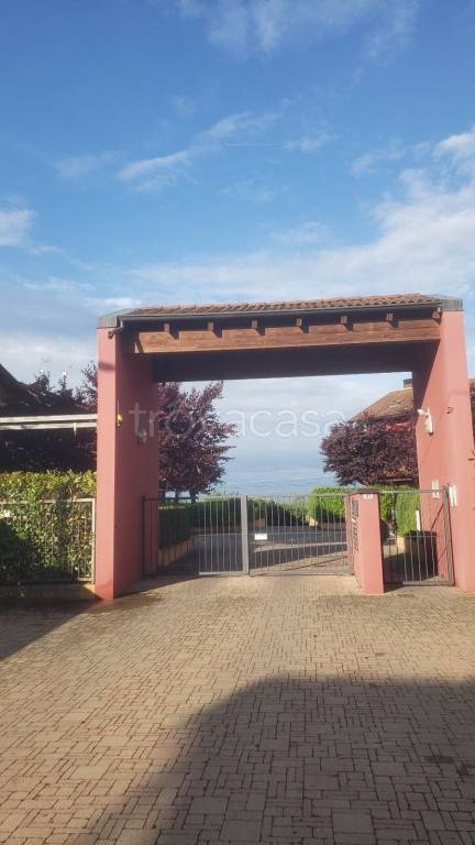 appartamento in vendita a Bra in zona Bandito