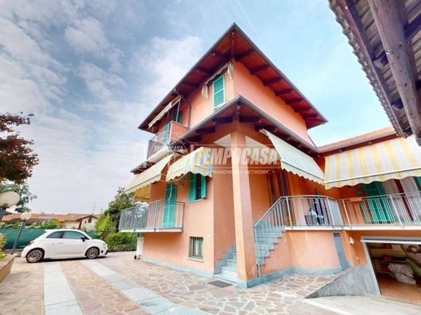 casa indipendente in vendita a Bra