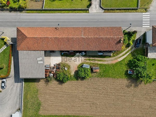 esavano in vendita a Bra in zona Pollenzo