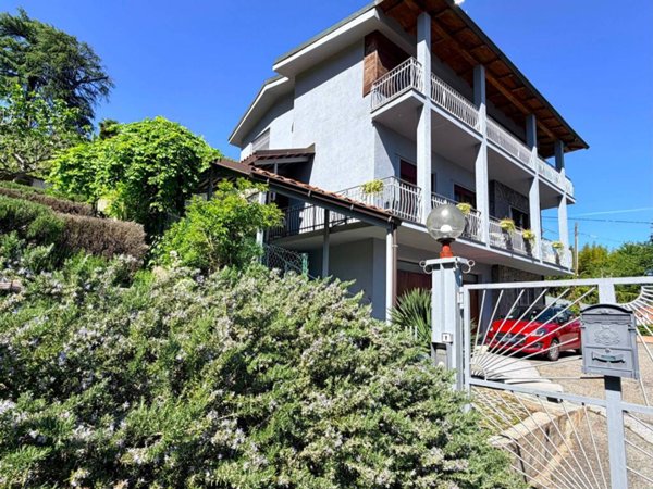 casa indipendente in vendita a Bra