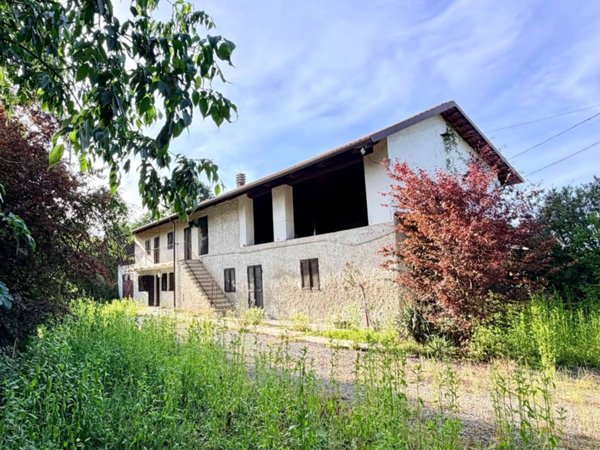 casa indipendente in vendita a Bra in zona San Michele
