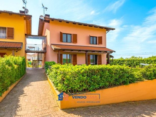 appartamento in vendita a Bra in zona Bandito