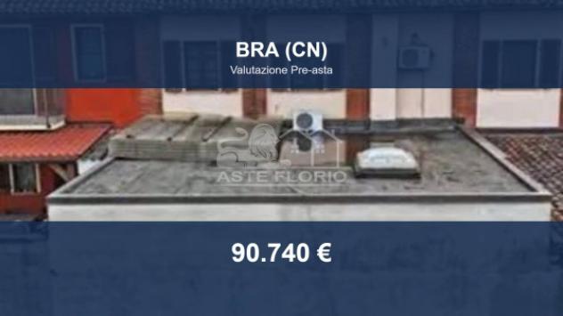 casa indipendente in vendita a Bra in zona Falchetto